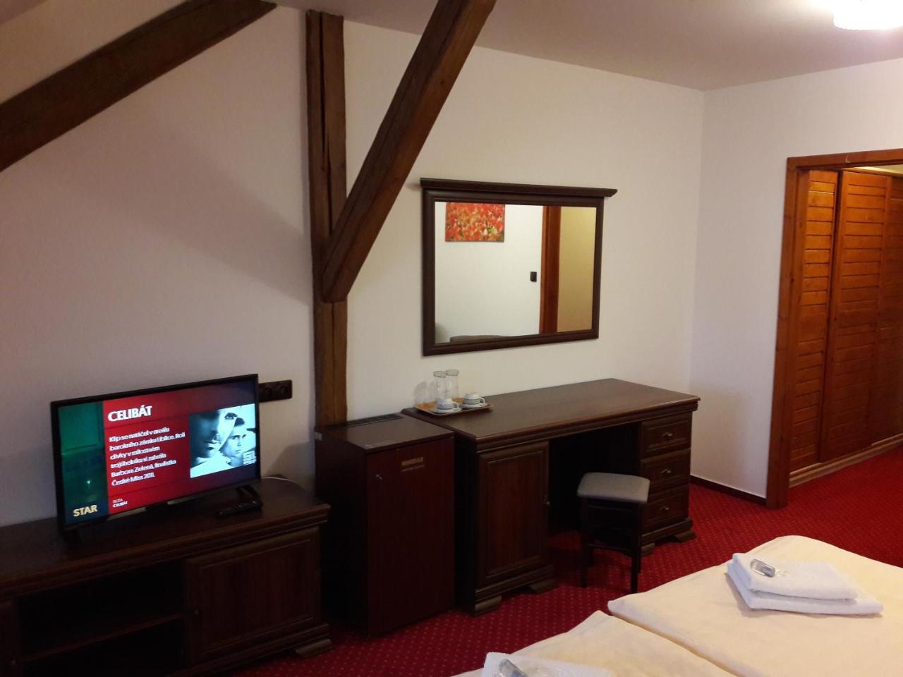 Hotel Fogl Nová Bystřice المظهر الخارجي الصورة